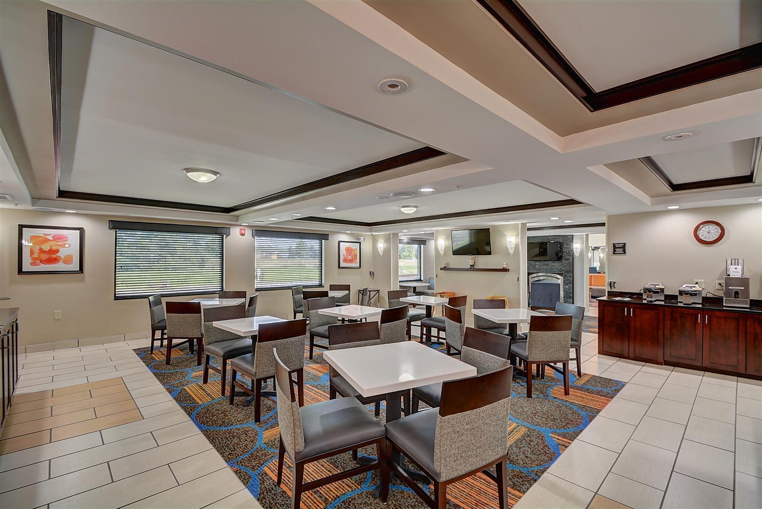 Best Western Plus Keene Hotel Ngoại thất bức ảnh