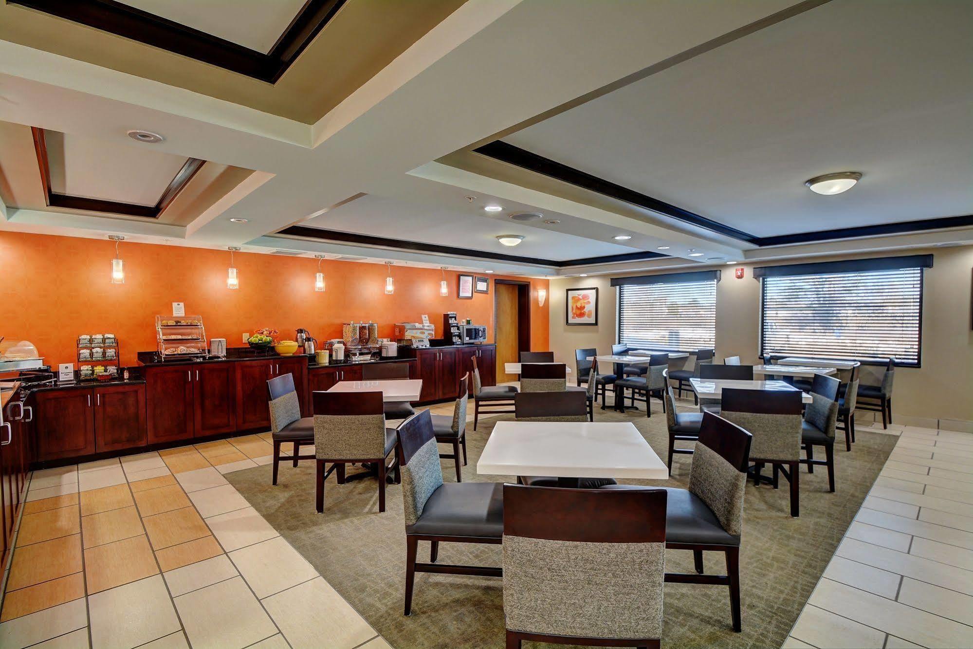 Best Western Plus Keene Hotel Ngoại thất bức ảnh